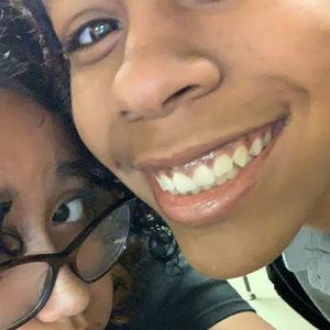 Meet your Posher, Naeshyne